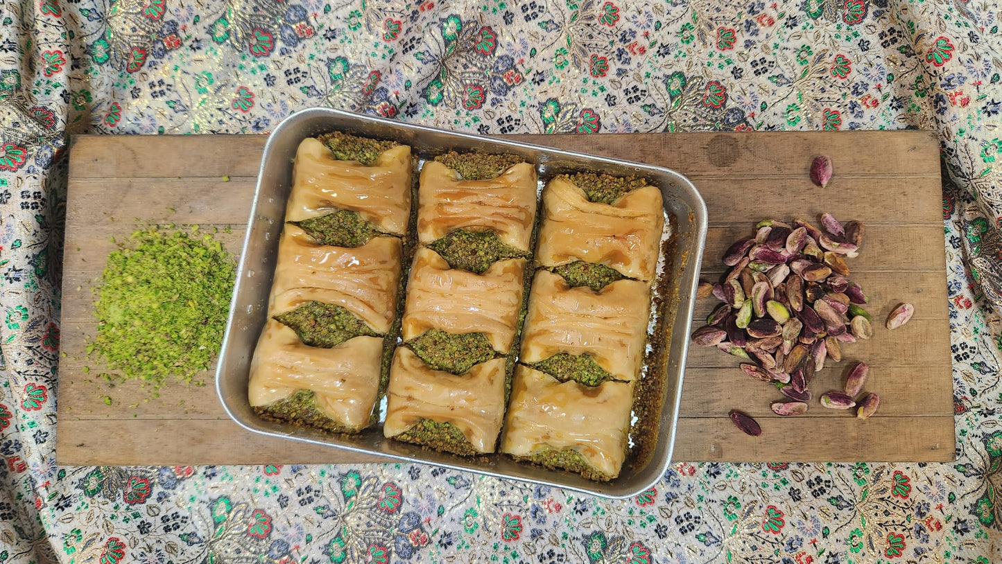 Small Lotus Pistachio